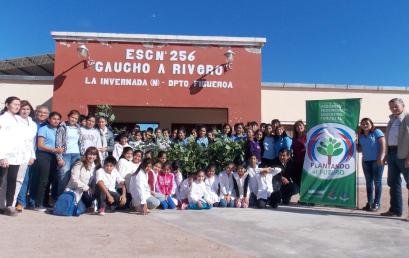 Plantando Futuro recorre instituciones educativas de la Invernada Norte