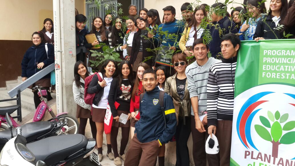 Plantando Futuro y Santiago es Ambiente (3)