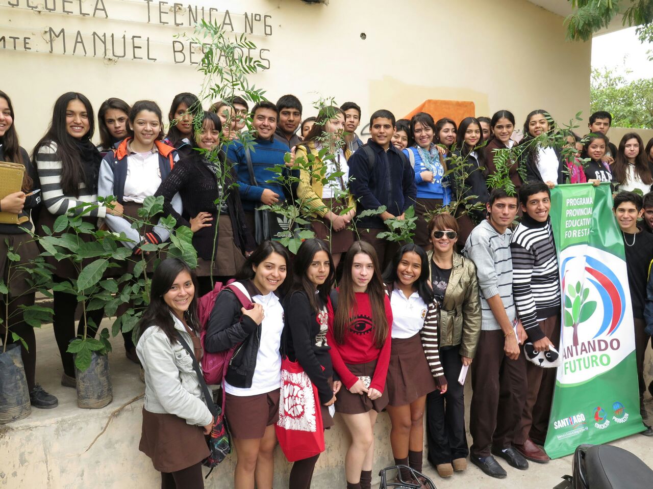 Plantando Futuro y Santiago es Ambiente (5)