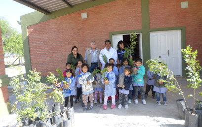 El Programa Educativo Provincial Plantando Futuro visito la localidad del Hoyon, departamento Atamisqui