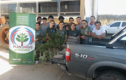 Plantando Futuro visitó el Colegio Agrotecnico Madre Tierra, de la ciudad de Fernandez.